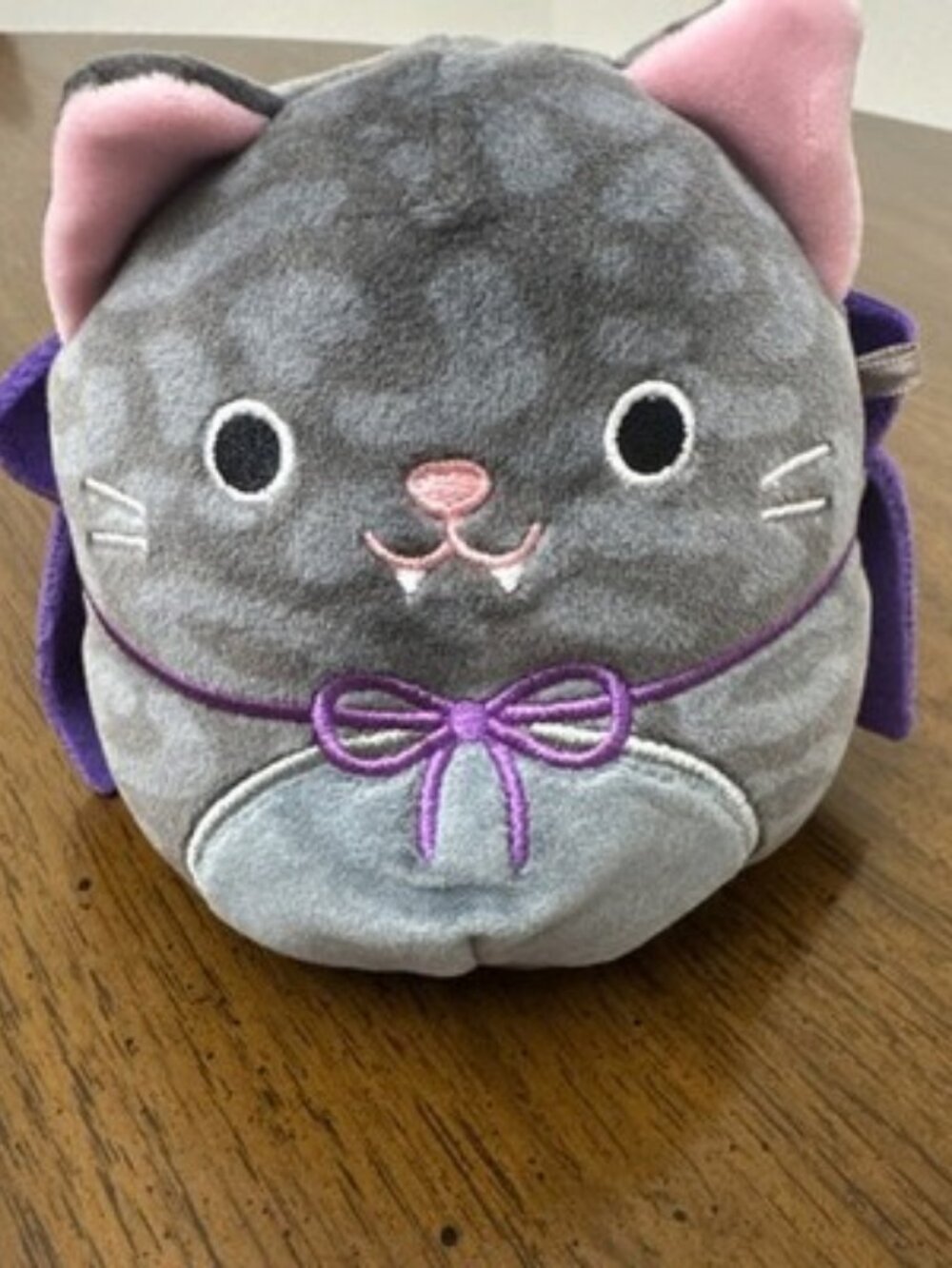 Squishmallows 5" Vampire Gray Cat Kellytoy Plush w/ Purple Cape 2023